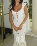 Elegante vestido midi bordado con aberturas