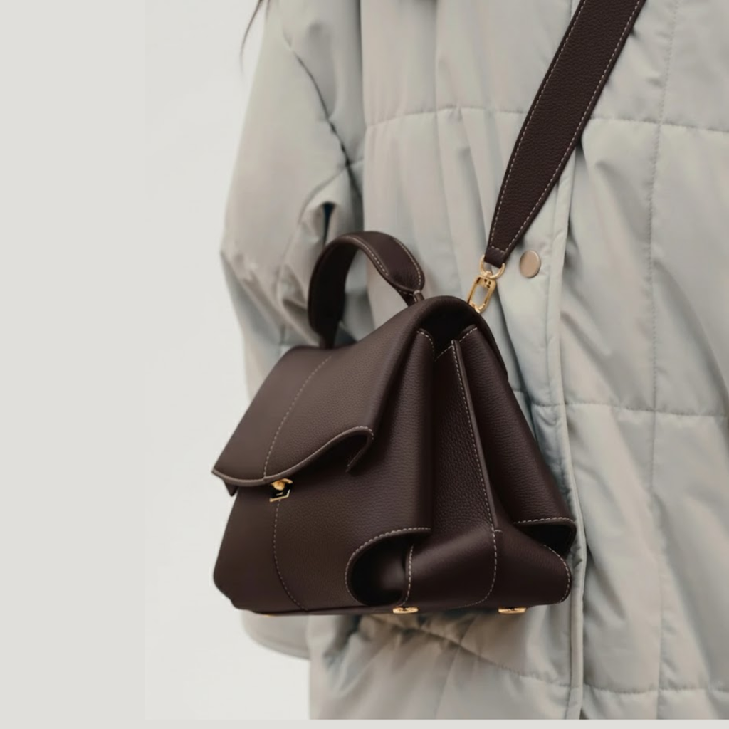 NOIRÉ LUXE