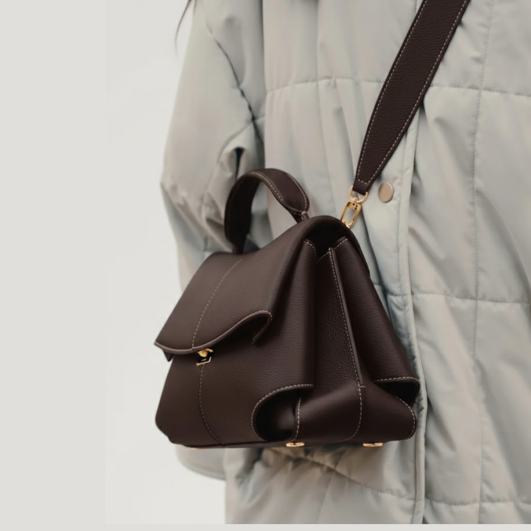 NOIRÉ LUXE