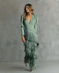 Chiara | Elegante vestido con mangas con flecos