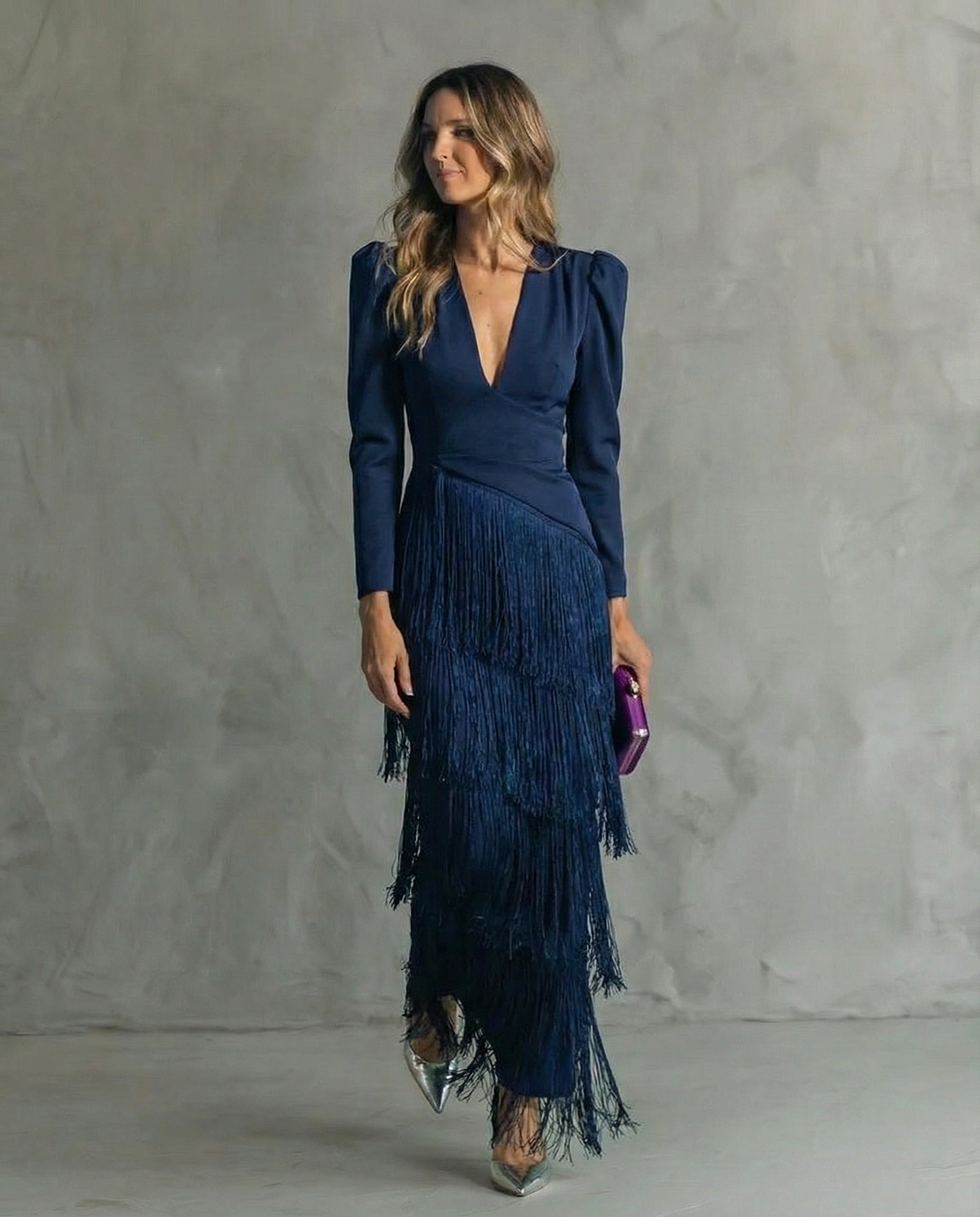 Chiara | Elegante vestido con mangas con flecos