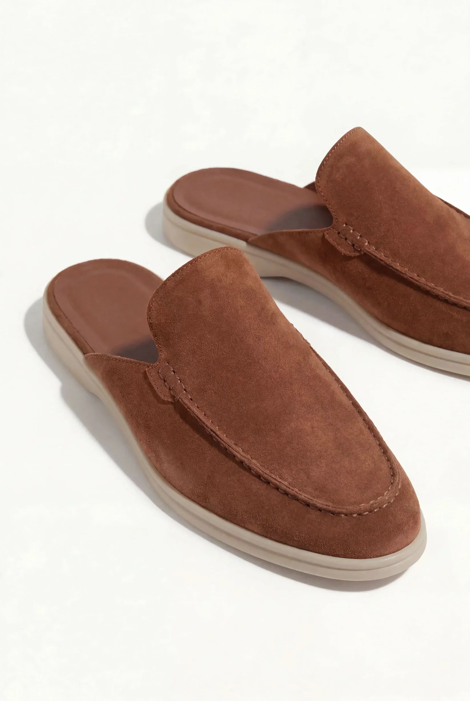 Yacht - Mules de gamuza