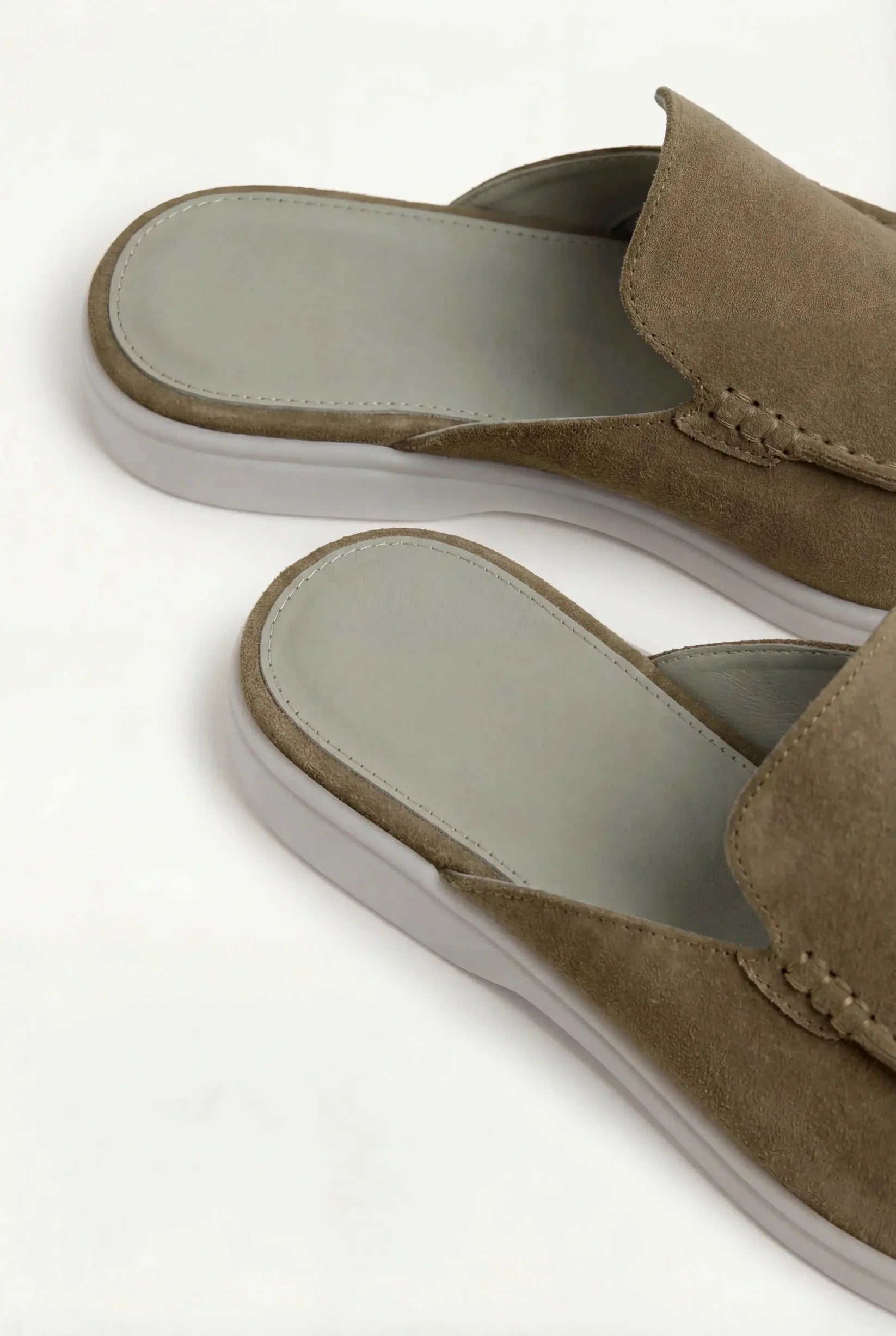 Yacht - Mules de gamuza