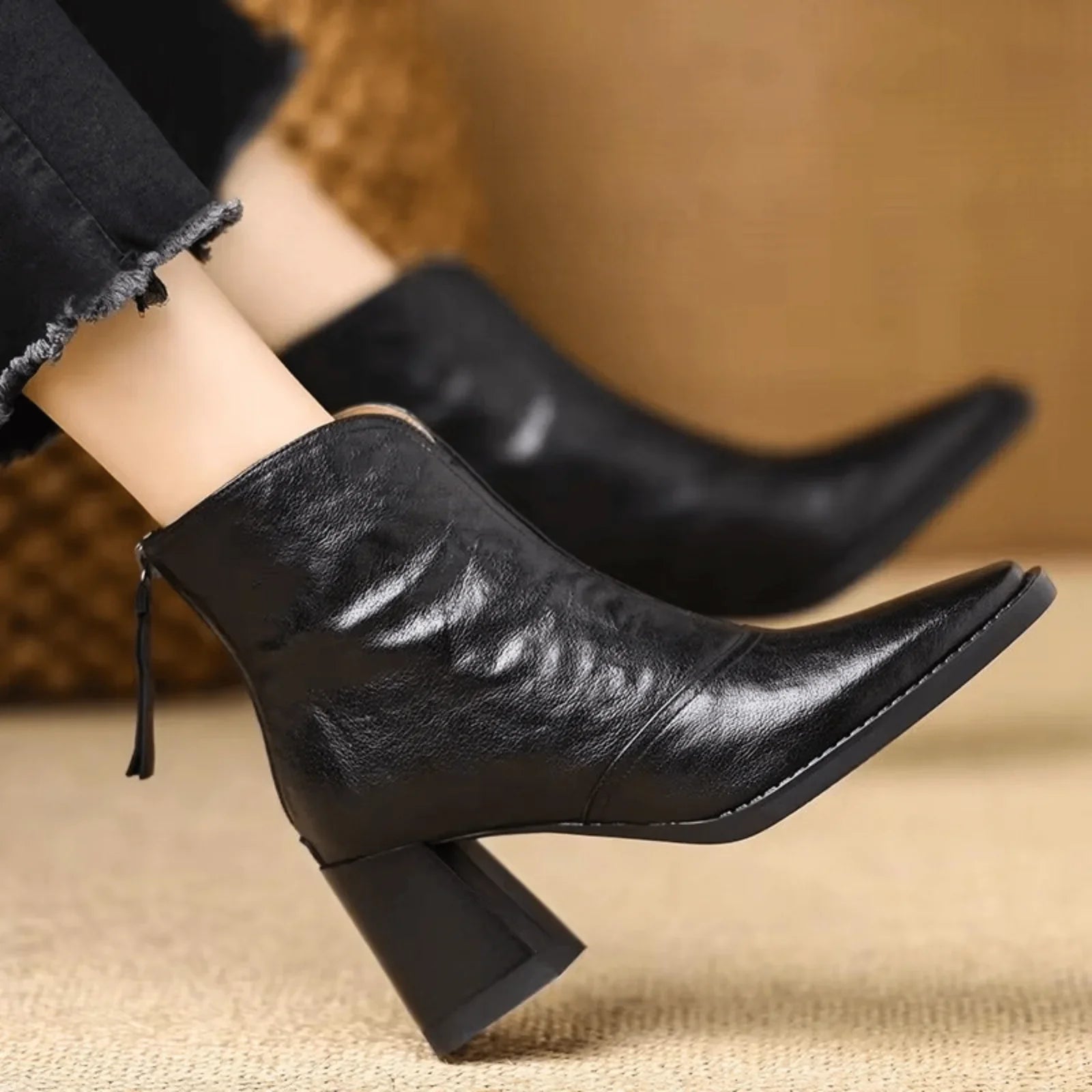 Claudia | Botines de lujo de tacón medio