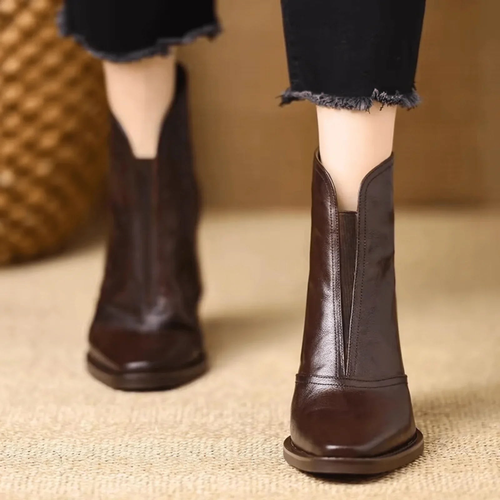 Claudia | Botines de lujo de tacón medio