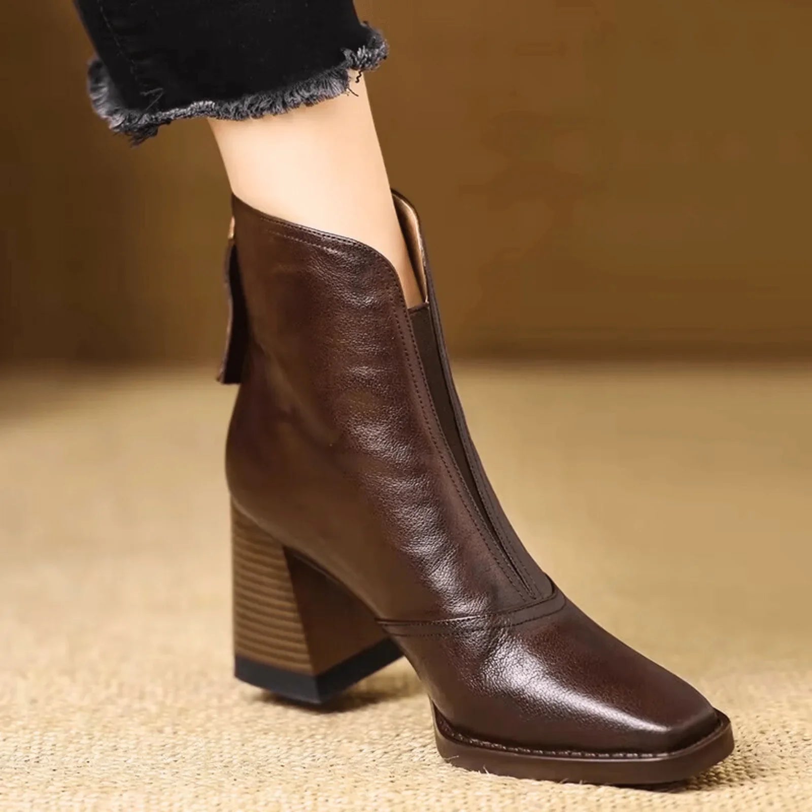 Claudia | Botines de lujo de tacón medio